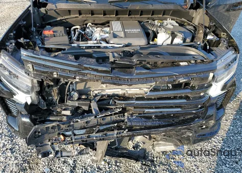 2024 Chevrolet Silverado K1500 High Country z USA, uszkodzony, nr VIN 1GCUDJE81RZ365516